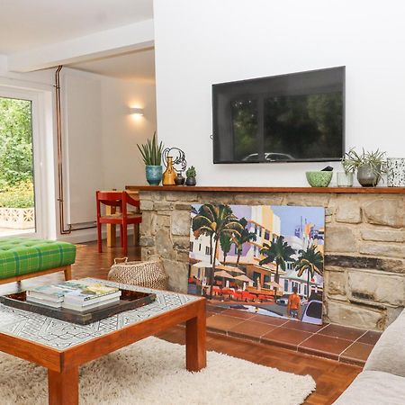 Mid-Century Modern Villa Hastings Exterior foto